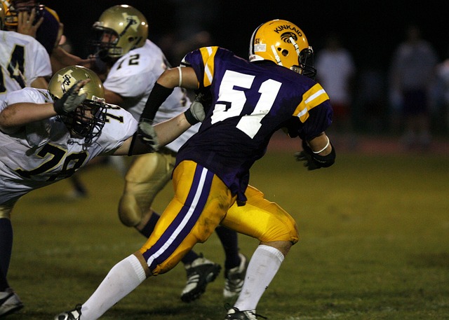 外赛场上屡 外赛场上屡